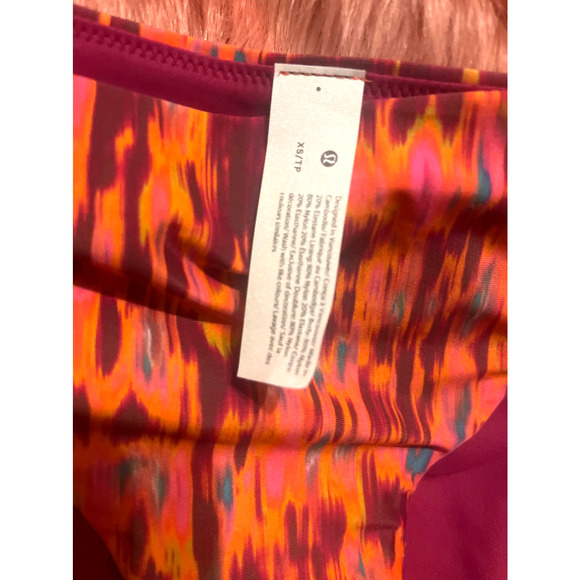 Lululemon Waterside Mid Rise Bikini Bottoms Swim - Picture 2 of 4